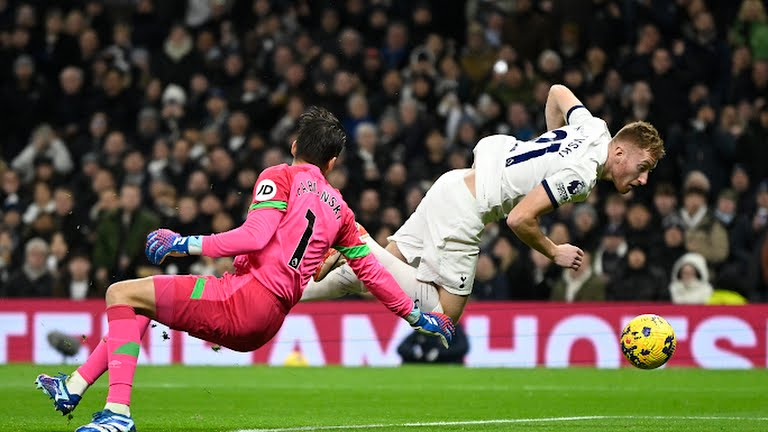 Phong độ thi đấu của Tottenham và West Ham 