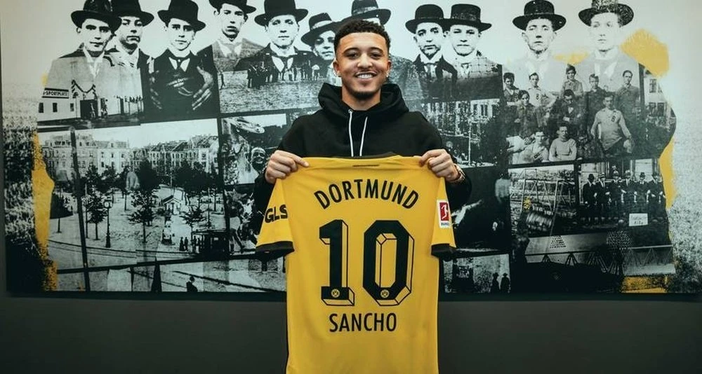 Jadon Sancho hân hoan trong ngày trở lại Dortmund 