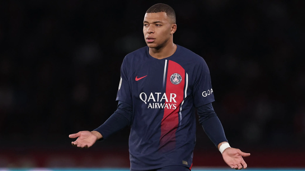 Mbappe liệu có vượt qua cám dỗ tiền bạc để rời PSG? 